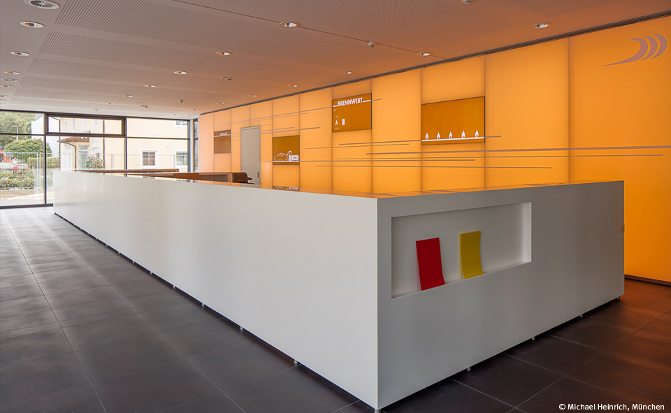 DIE WERFT - Kundenzentrum und Veranstaltungs-Foyer mit Ausstellung - Stadtwerke Erding